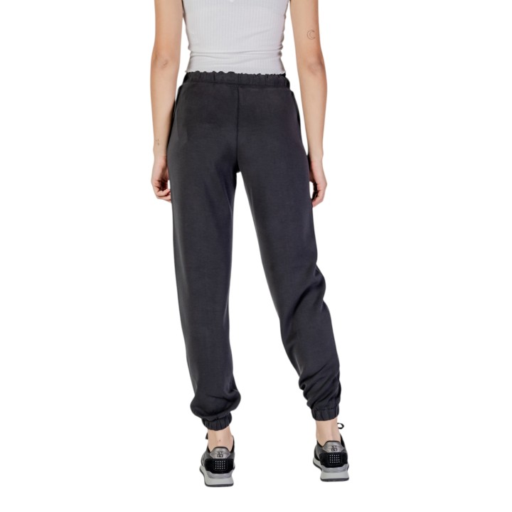 Pantalón jogger negro Guess Active para mujer Olympe vista posterior