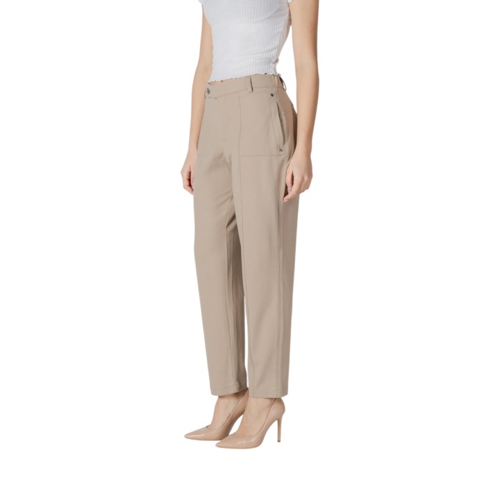 Street One pantalón de mujer beige de punto di Roma vista de tres cuartos
