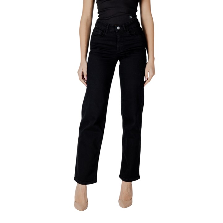 Vaqueros negros de mujer Ichi IHTWIGGY Straight vista frontal