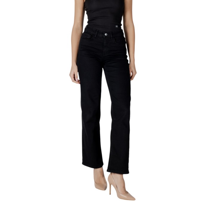 Vaqueros negros de mujer Ichi IHTWIGGY Straight vista frontal