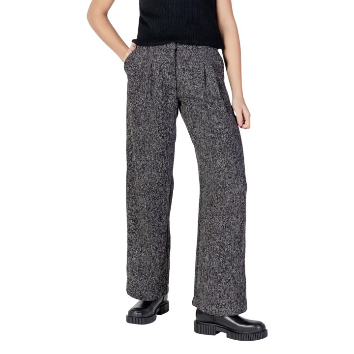 Pantalón ancho negro de mujer Jacqueline de Yong Francesca vista frontal