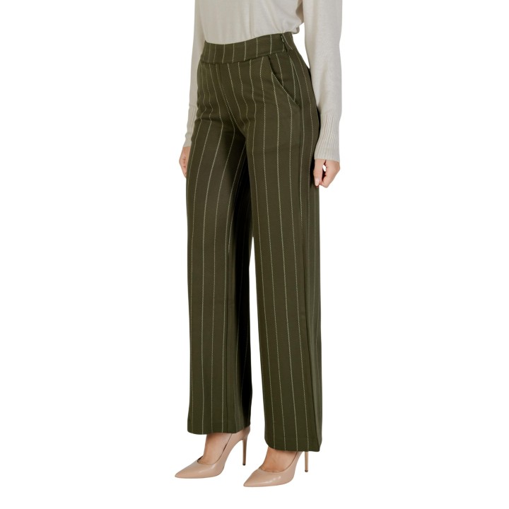 Ichi pantalón de mujer verde Ihruti Wide PA18 20124292 vista tres cuartos