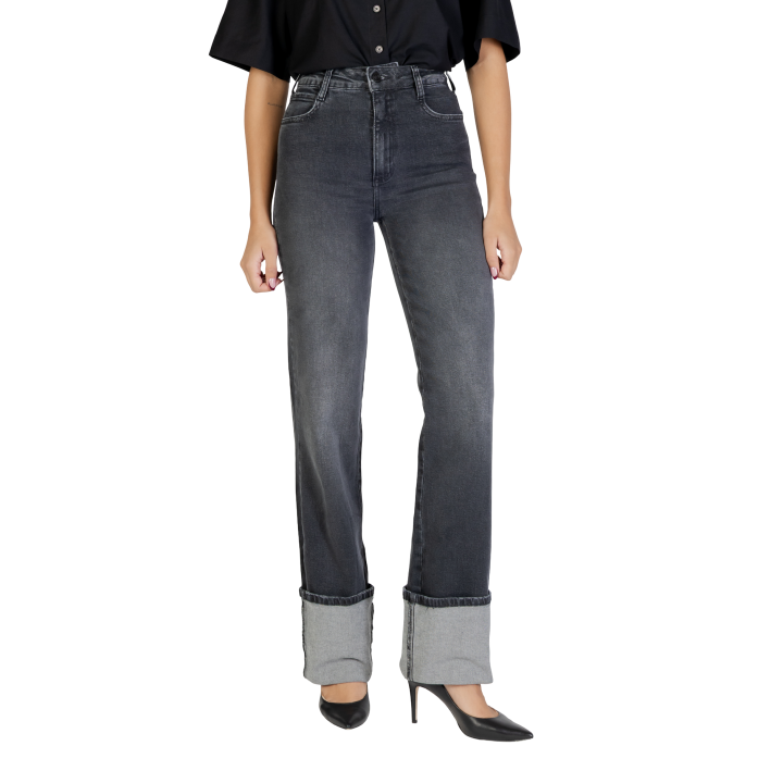 Vaqueros Colcci de mujer negros vista frontal