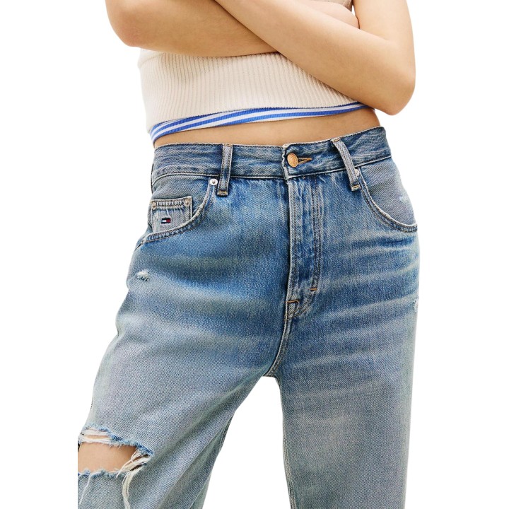 Detalle frontal de vaqueros Tommy Hilfiger Jeans de mujer en denim azul
