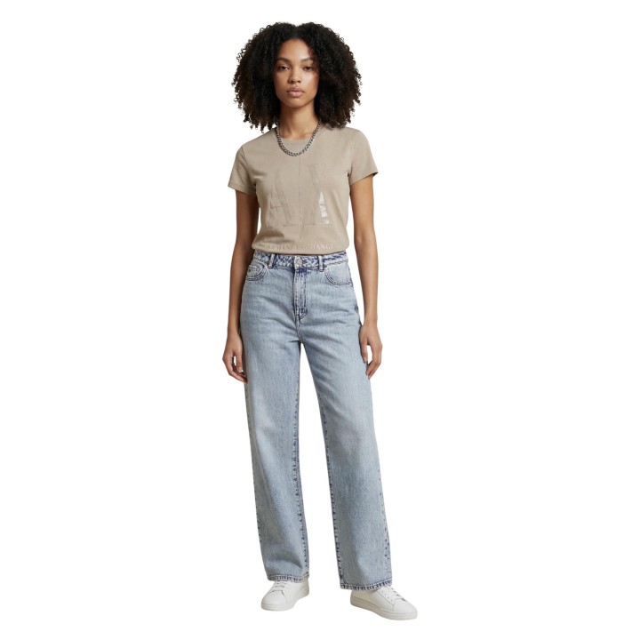 Armani Exchange vaqueros de mujer en denim azul claro vista frontal