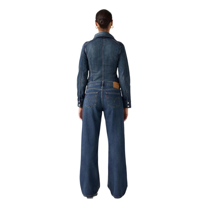 Vaqueros Levi's® de mujer low loose en denim índigo vista posterior