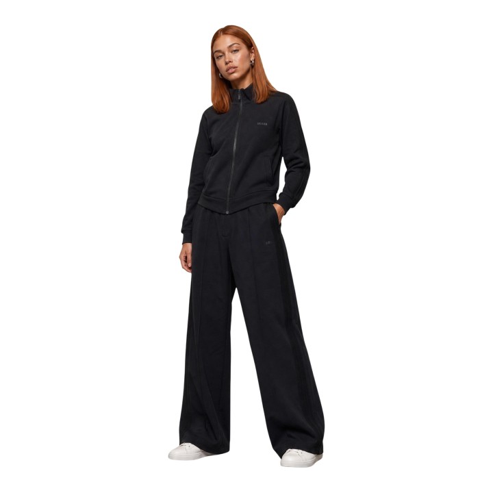 Guess Active pantalón de mujer negro Lyra Straight Pant V6YB14 K4306 vista tres cuartos