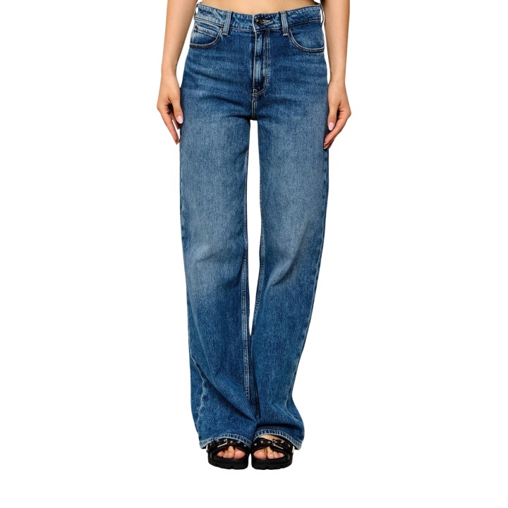 Guess vaqueros wide leg para mujer en denim azul vista frontal