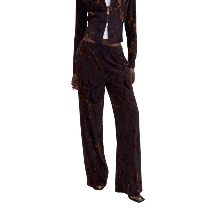 Desigual pantalón de mujer marrón PANT_BUCAREST 26WWPK03 en detalle