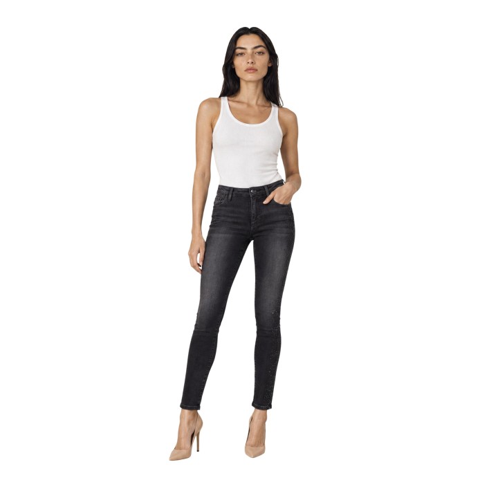 Armani Exchange pantalón vaquero negro de mujer vista de tres cuartos