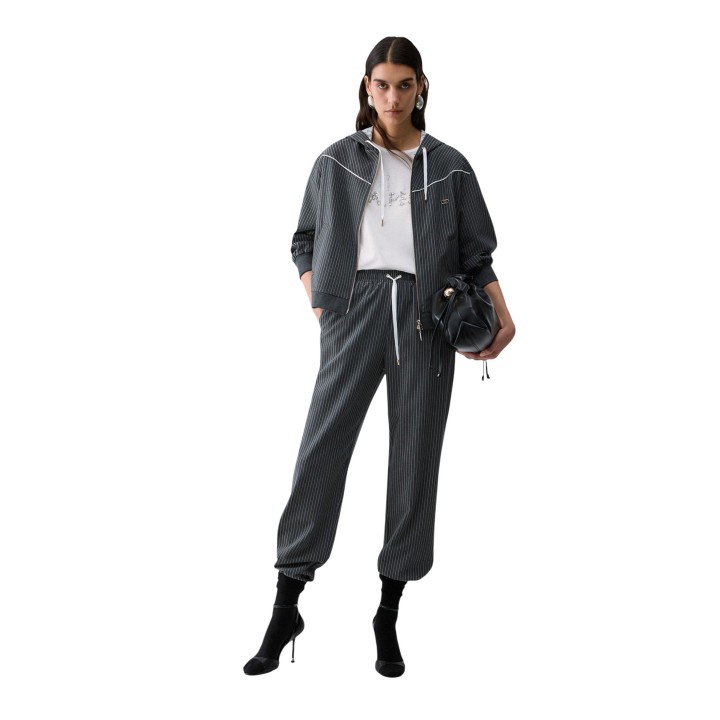 Pantalón Liu-Jo de mujer gris y blanco de raya diplomática vista tres cuartos