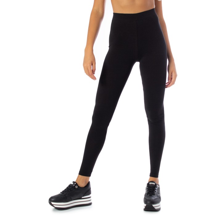 Only leggings de mujer negros vista frontal