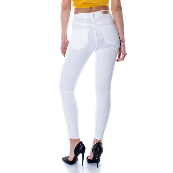 Only vaqueros de mujer blancos de denim vista posterior