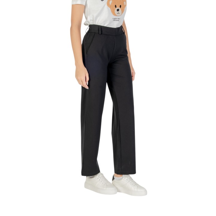 Pantalón negro de mujer Only vista de tres cuartos referencia 15341829