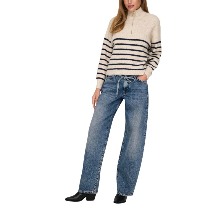 Vaqueros Only de mujer en denim claro vista de tres cuartos