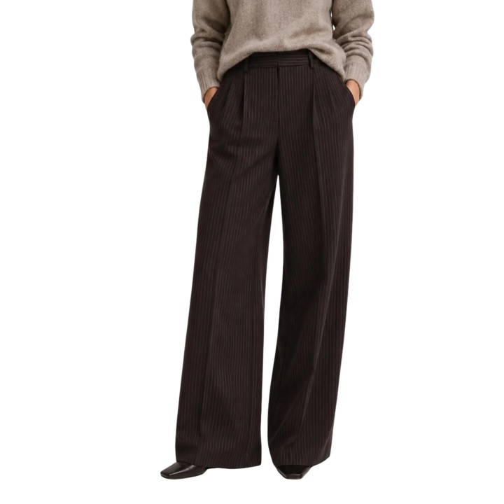Only pantalón ancho de mujer marrón a rayas diplomáticas vista frontal