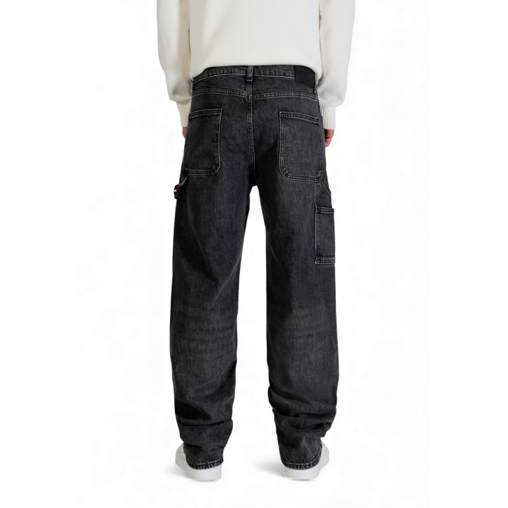 Tommy Hilfiger Jeans vaqueros negros de hombre en vista posterior