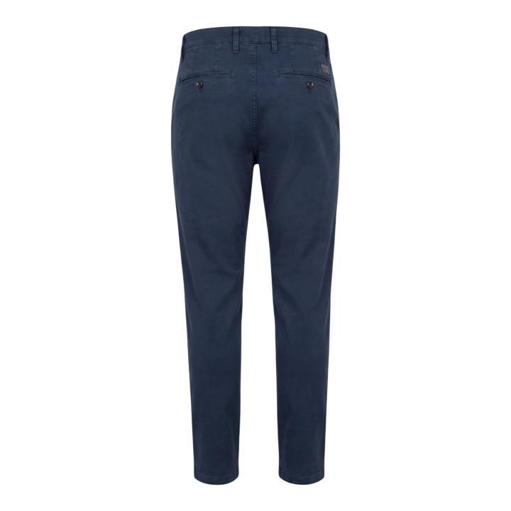 Detalle posterior del pantalón azul de hombre YOS T9154TS-100006