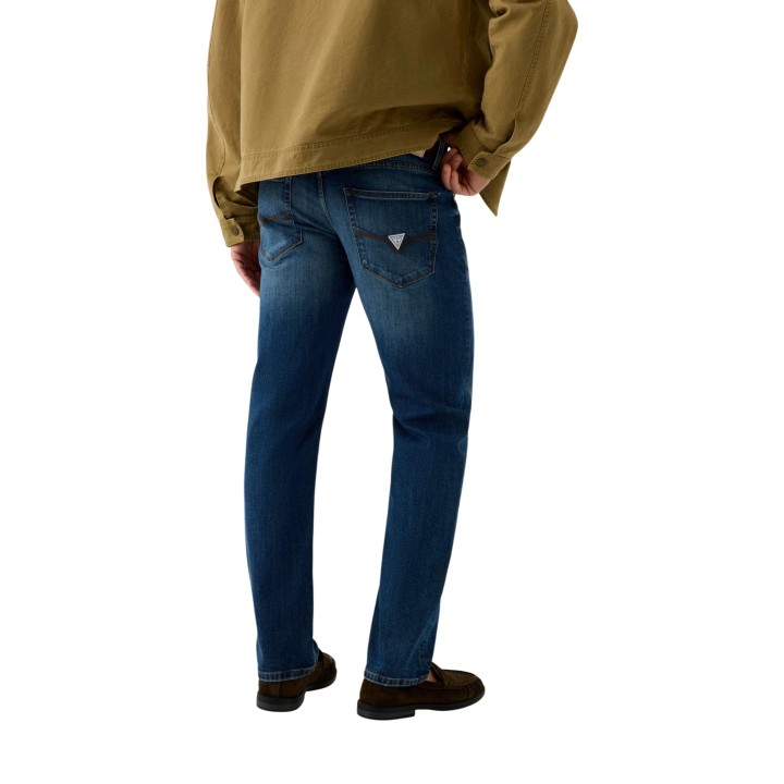 Guess Angels M6YAN2 D1476 pantalón vaquero de hombre en denim oscuro vista posterior