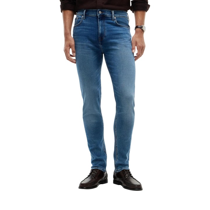 Tommy Hilfiger vaqueros slim de hombre en denim azul vista frontal