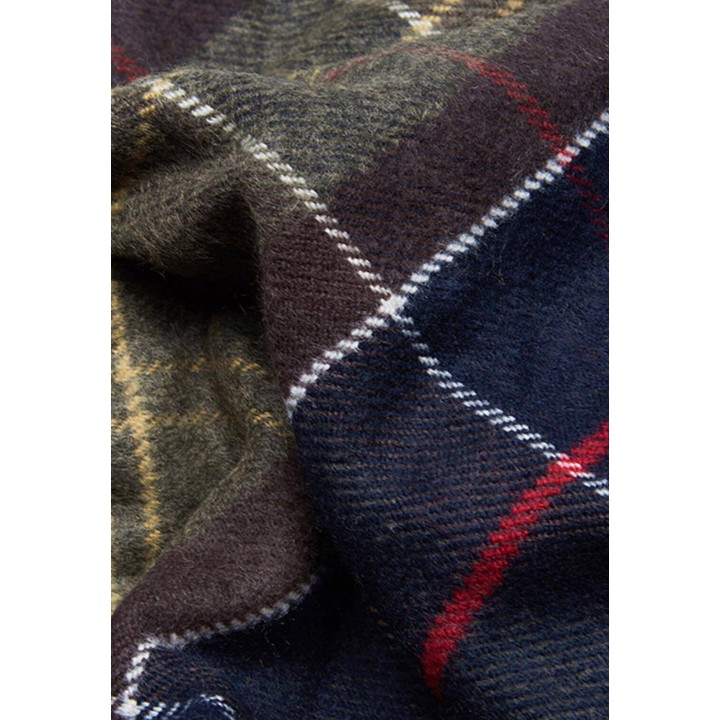 Barbour - capa Staffin Tartan Serape en verde oscuro de mujer
