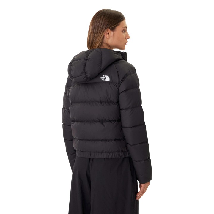 The North Face chaqueta de mujer negra W Hyalite Down Hoodie vista posterior tres cuartos