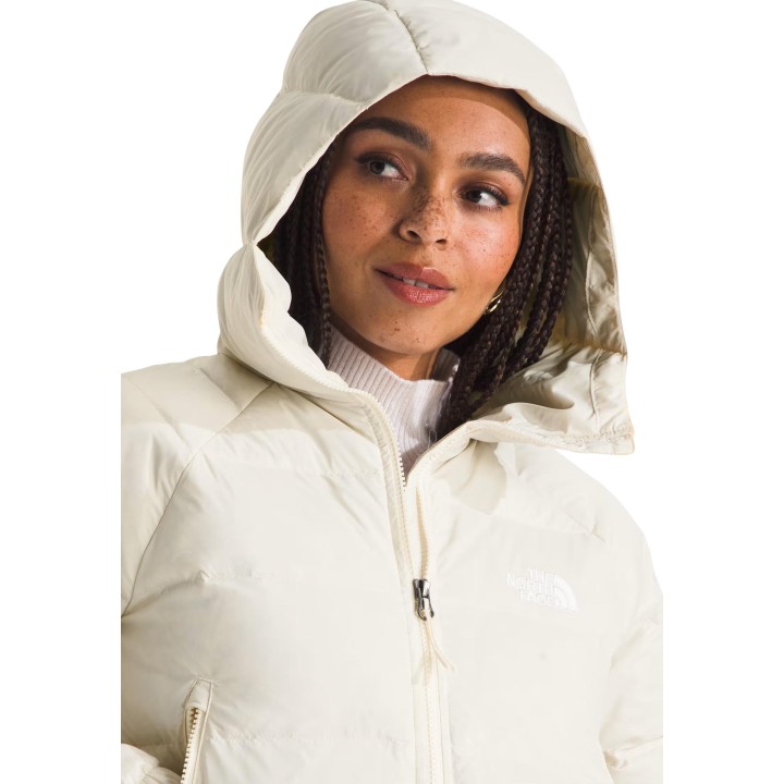 The North Face chaqueta plumífero de mujer blanca NF0A5GGG detalle frontal con capucha
