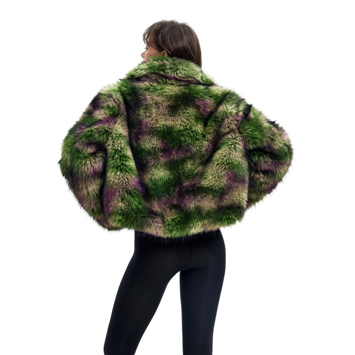 Desigual abrigo de mujer de pelo sintético verde vista posterior