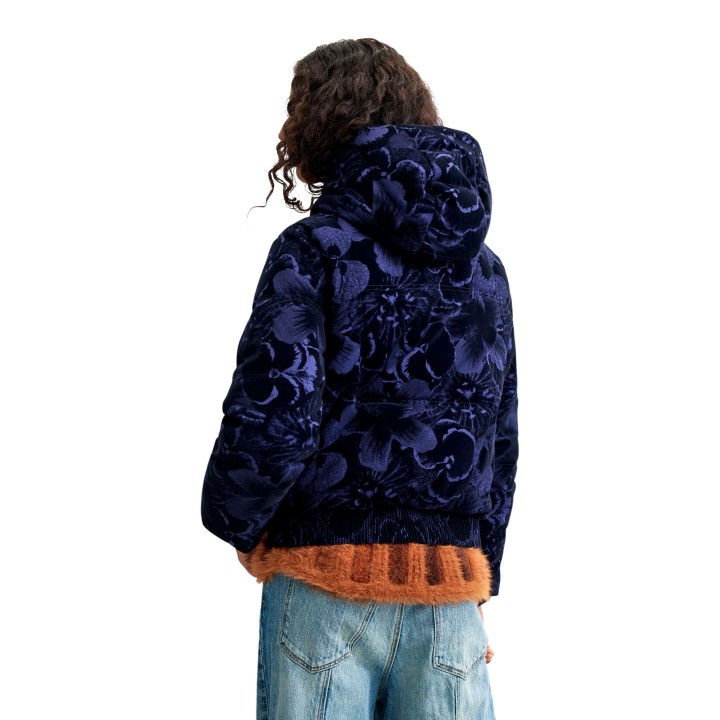 Desigual chaqueta acolchada de mujer azul con estampado floral vista posterior