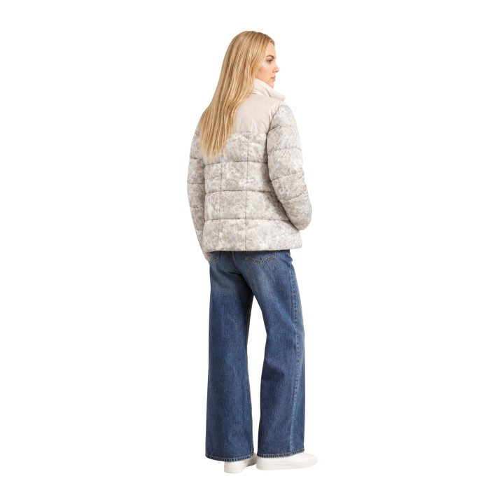 Chaqueta Columbia Puffect III Printed Jacket 2171281 de mujer en marfil vista tres cuartos posterior