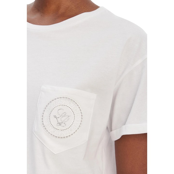 Detalle del bolsillo de camiseta blanca de mujer Liu-Jo WA6372 JS923