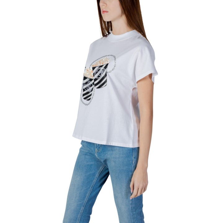 Camiseta Guess blanca de mujer SS CN Popcorn Tee W6RI28 I3Z14 vista de tres cuartos