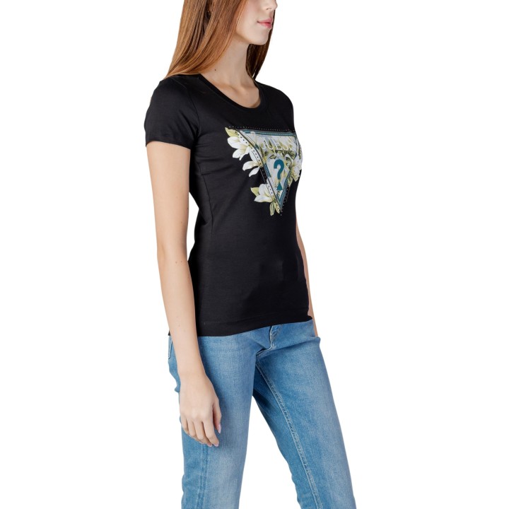 Camiseta Guess de mujer negra con estampado floral vista de tres cuartos