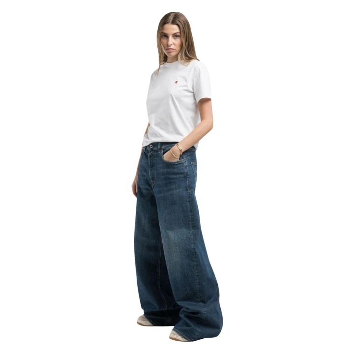Replay camiseta de mujer blanca Regular W3566B.000.2660 vista de tres cuartos
