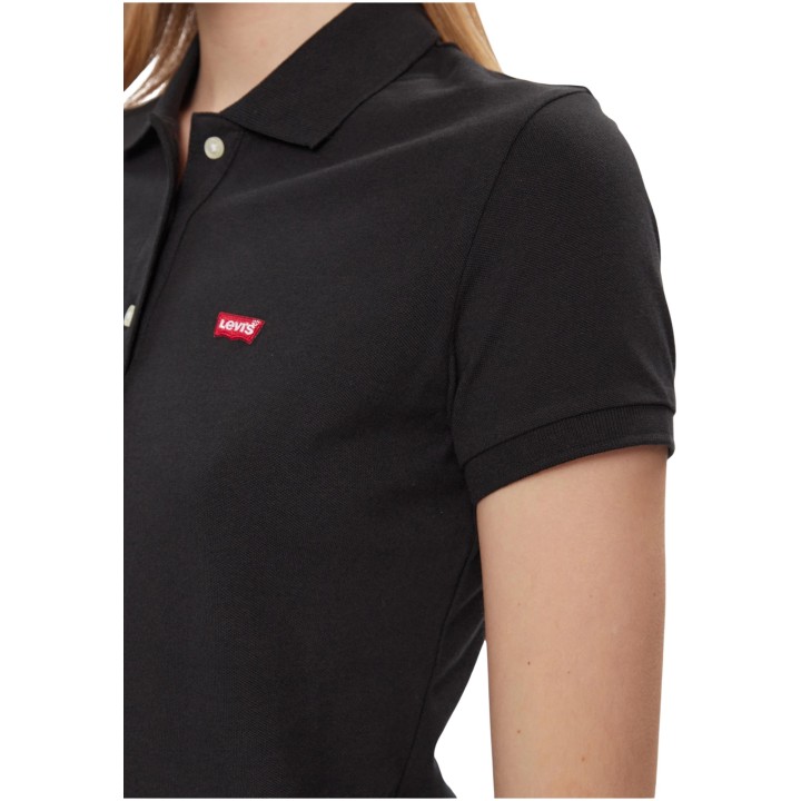 Levi's camiseta polo de mujer negra detalle del tejido y logotipo