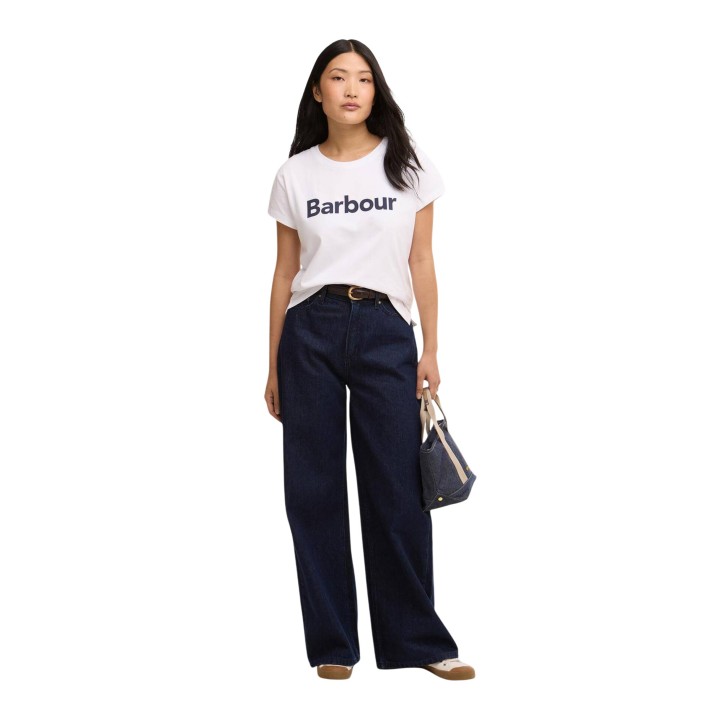 Barbour Hartland LTS0717 camiseta blanca de mujer vista de tres cuartos