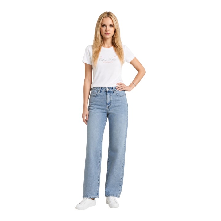 Camiseta blanca de mujer Calvin Klein Jeans LV047G804G vista frontal de cuerpo entero