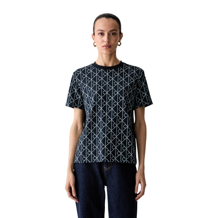 Calvin Klein Jeans camiseta de mujer azul LV047G811G en vista frontal