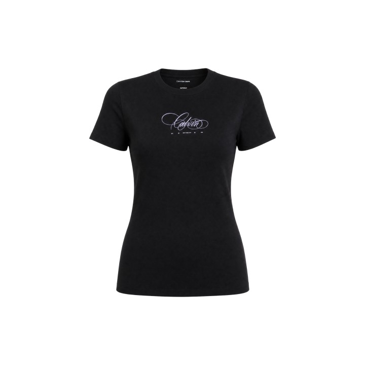 Detalle frontal de camiseta negra de mujer Calvin Klein Jeans LV047G814G