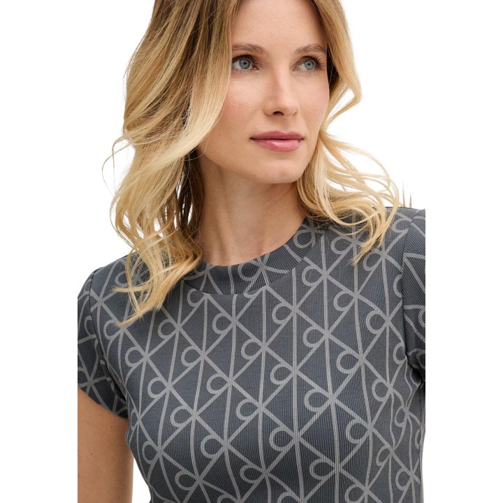 Camiseta de mujer Calvin Klein Jeans LV047G830G color antracita vista frontal