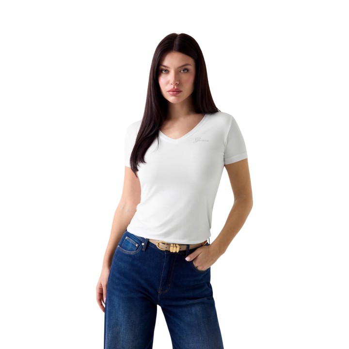 Guess camiseta blanca de mujer W6YI13 K3853 en vista frontal