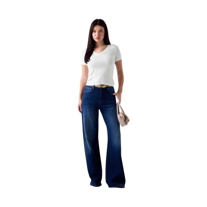 Guess camiseta blanca de mujer W6YI13 K3853 en vista de tres cuartos