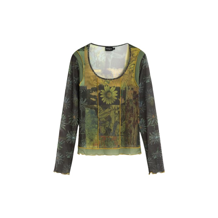 Camiseta de mujer Desigual negra estampada vista frontal