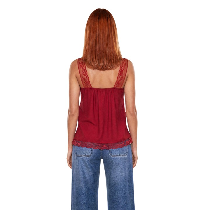 I am camiseta de mujer burdeos con encaje vista posterior