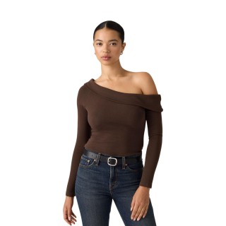 Camiseta de mujer Levi's® marrón de manga larga vista frontal