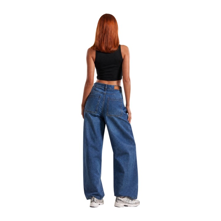 I am crop top básico negro para mujer 1947 vista posterior