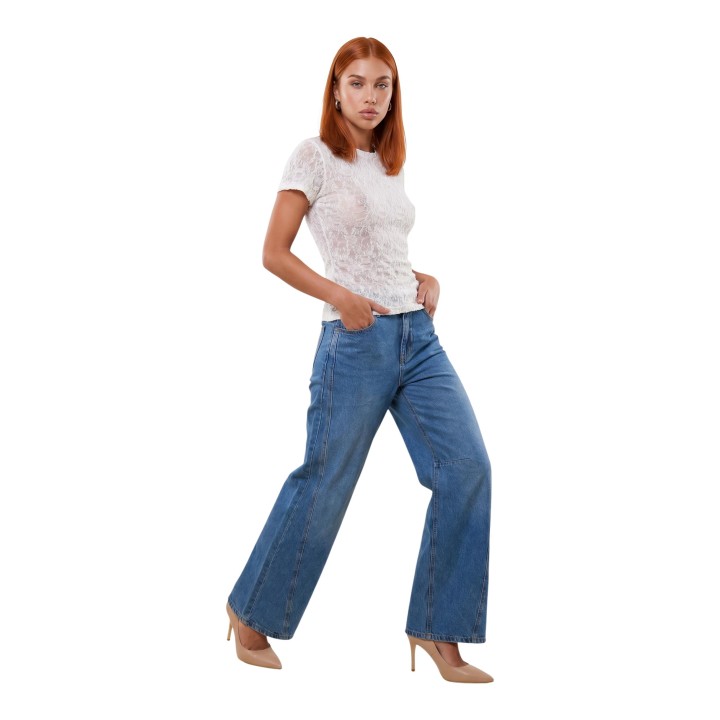 I am camiseta de mujer 26559 color crema en encaje vista de tres cuartos