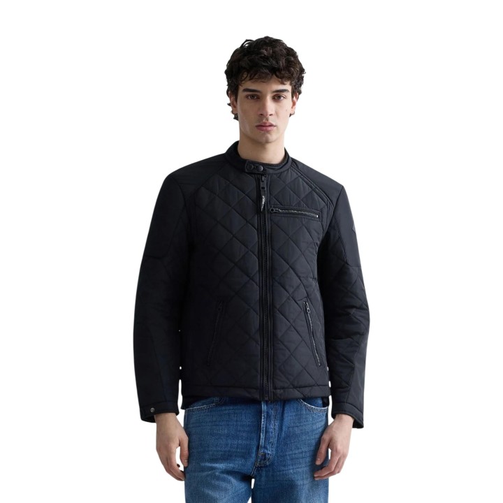 Replay chaqueta de hombre negra Poly Oxford M8000.000.84442 vista frontal