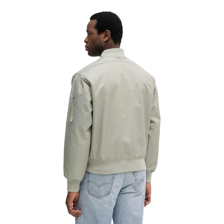 Calvin Klein Jeans chaqueta bomber verde para hombre vista posterior
