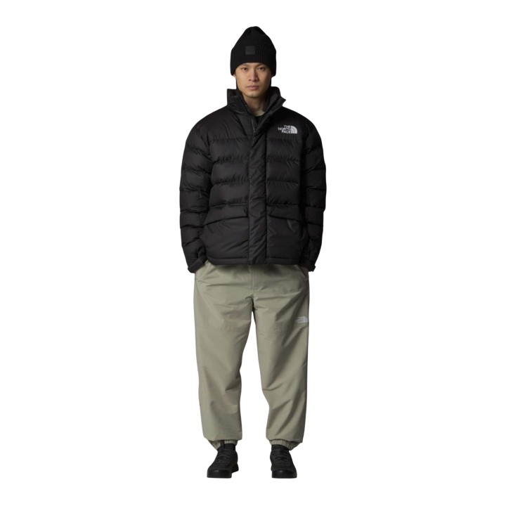 The North Face chaqueta de hombre M Limbara Insulated Jacket negra vista frontal de cuerpo entero